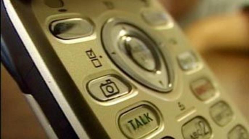 Hamilelikte cep telefonu kullanımının zararları