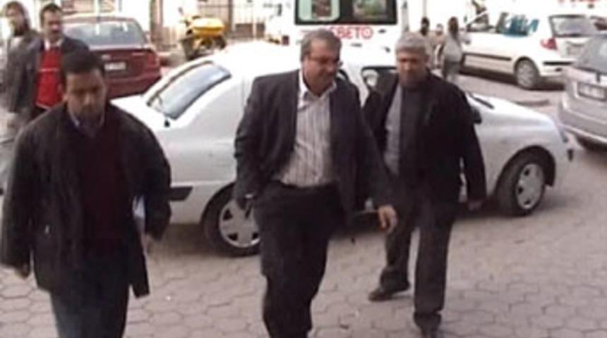 Bı&ccedil;ak parası alan doktor tutuklandı