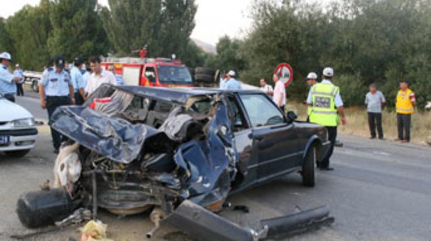 Afyon'da katliam gibi kaza