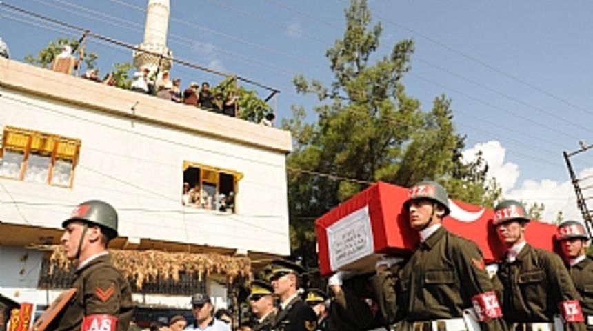 Şehit uzman &ccedil;avuş son yolculuğuna uğurlandı 