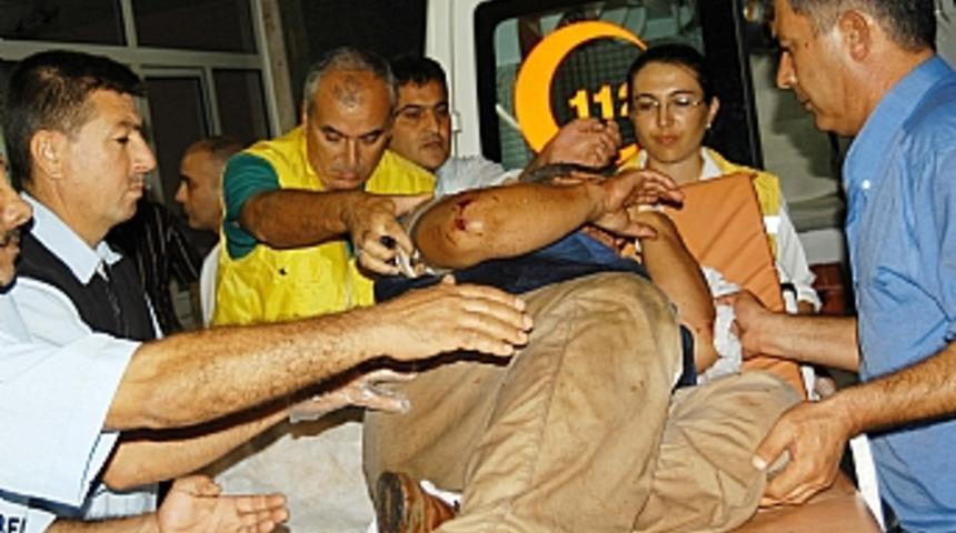 24 aracın karıştığı zincirleme trafik kazasında 17 kişi yaralandı