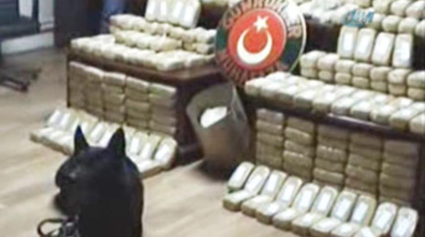 Pizza kutularında 208 kilo eroin