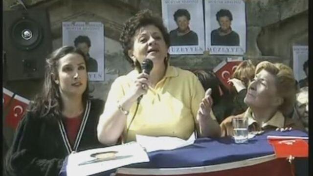 90'lı yılların meşhur Müzevir Müzeyyen'i Sevil Üstekin son haliyle şaşırttı! Görenler tanıyamadı: Dedikodusuz kaldın tabi