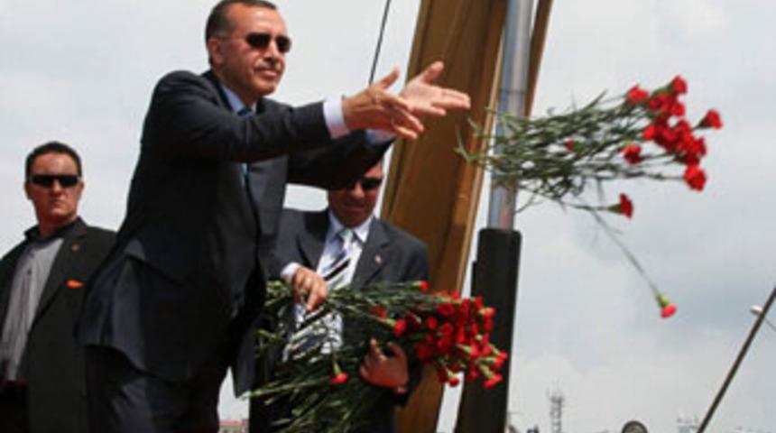 MHP se&ccedil;im TIR'larını YSK'ya şikayet etti