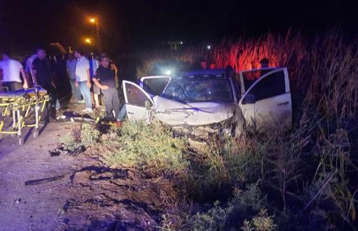 Adana'da feci kaza! Kafa kafaya çarpıştılar: 1 ölü, 5 yaralı - Son Dakika  Haberler