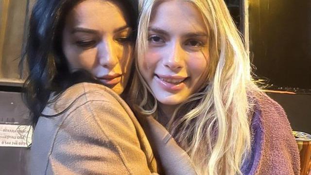 Aleyna Tilki'nin annesi Havva Öztel Bırakın kızınız devam etsin siz annelik yapın yorumuna bakın ne yanıt verdi