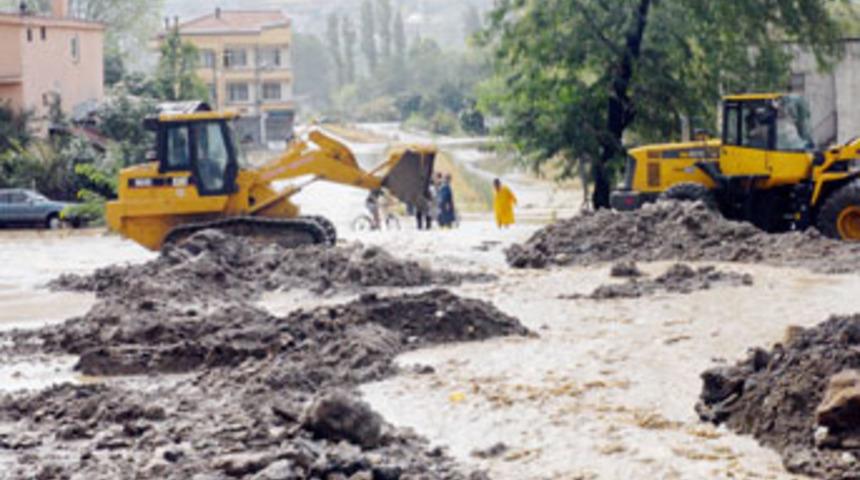 Samsun'da sel, hastalık riskini arttırdı