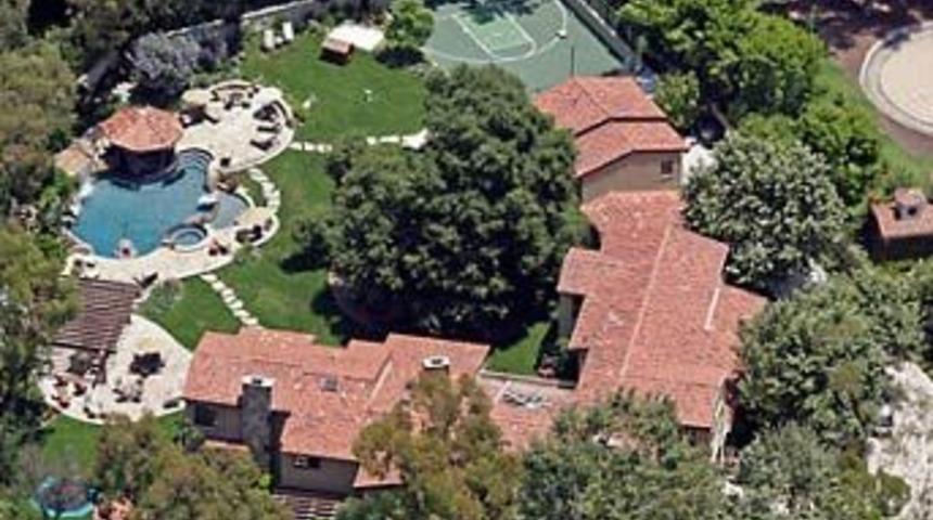 İşte &uuml;nl&uuml;ler ve &uuml;nl&uuml;lerin milyon dolarlık evleri