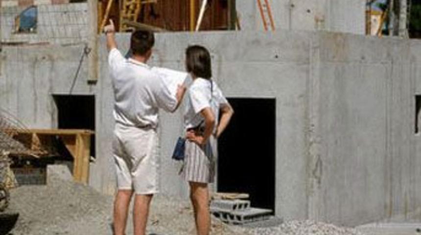 Ekonomik projeler kriz dinlemedi