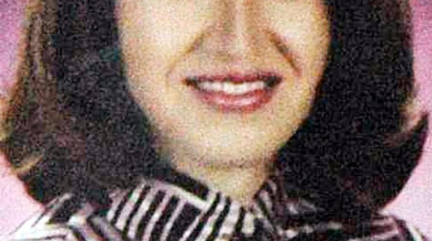 &Ouml;zg&uuml;r hemşire arabasıyla birlikte sır oldu