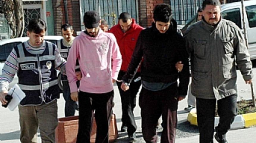 Sahte polisler yakalandı