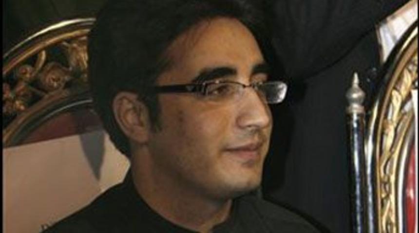 Butto'nun oğlu: Demokrasi m&uuml;cadelesini s&uuml;rd&uuml;receğim