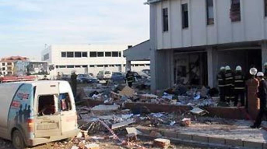 Kocaeli'ndeki patlama esrarını koruyor