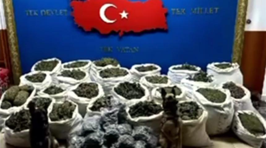 Bakan Yerlikaya duyurdu! Bingöl'de büyük operasyon: 2023 yılının en yüksek miktarı