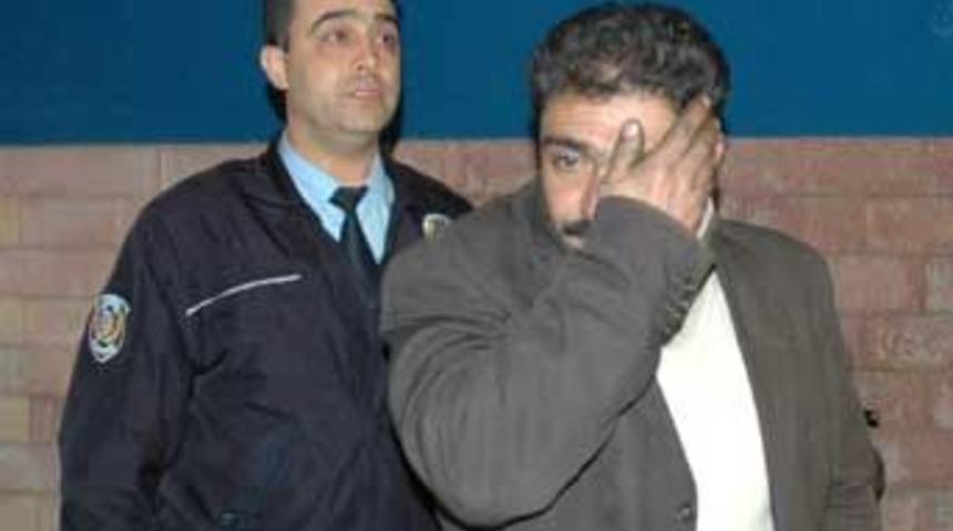 Hem k&ouml;r hem alkoll&uuml; hem de ehliyetsiz