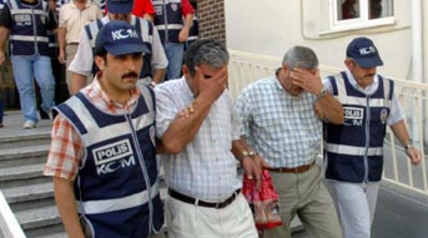 Eroin şebekesine 6 tutuklama