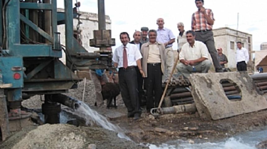 Taşlı&ccedil;ay il&ccedil;esi'nde i&ccedil;me suyu sevinci
