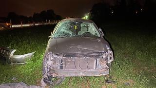 Düzce'de bir otomobil şarampole devrildi