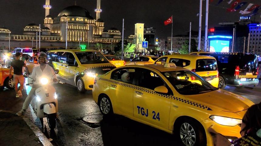 İstanbul’da taksiler yeni ücret tarifesine geçti! UKOME karar almıştı
