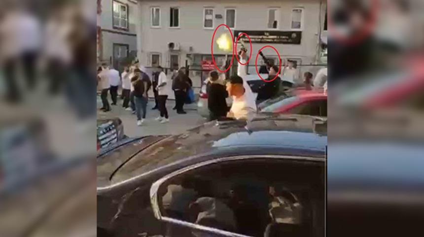 Yer: Bursa! Düğün eğlencesi mi savaş alanı mı belli değil! Pompalı tüfekler ve tabancalarla kimseye aldırış etmeden...