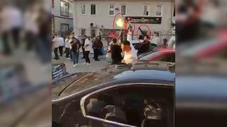 Yer: Bursa! Düğün eğlencesi mi savaş alanı mı belli değil! Pompalı tüfekler ve tabancalarla kimseye aldırış etmeden...