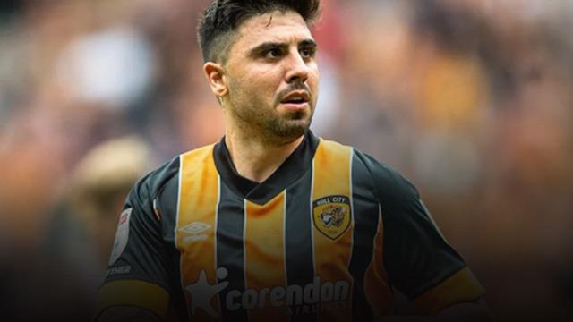 Hull City'nin yıldız Ozan Tufan'dan resital! Kariyerinde ilk kez hat-trick yaptı, İngiltere onu konuşuyor