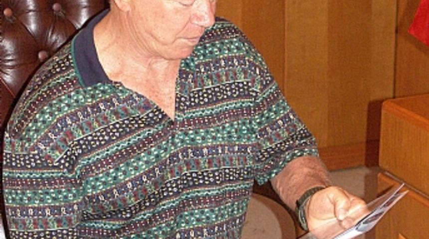 Suyun altındaki cam evde 17 g&uuml;n yaşayacak 