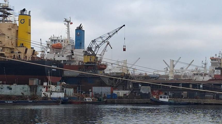 Son dakika | İstanbul'da tersaneler bölgesinde gemide patlama! İşçi hayatını kaybetti