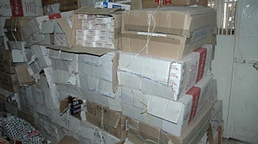 Kamyon zulasında 31 bin 500 paket ka&ccedil;ak sigara 