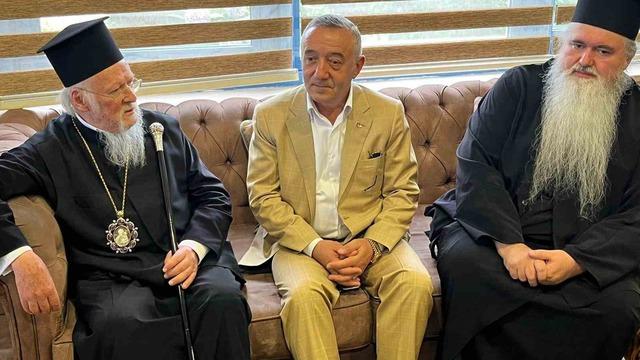 Patrik Bartholomeos Sümela Manastırı’ndaki ayin için Trabzon’a geldi