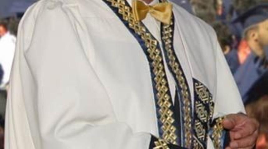 Rekt&ouml;rl&uuml;ğ&uuml;n cazibesi profes&ouml;rleri &ccedil;ekiyor