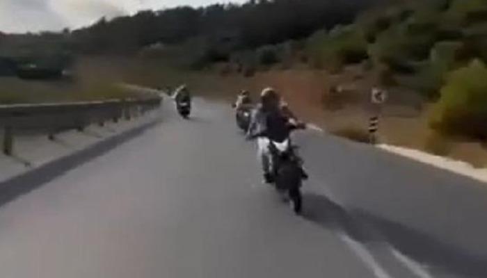 İstanbul’daki feci kaza kask kamerasıyla kaydedildi! Motosikletteki 2 genç hayatını kaybetti