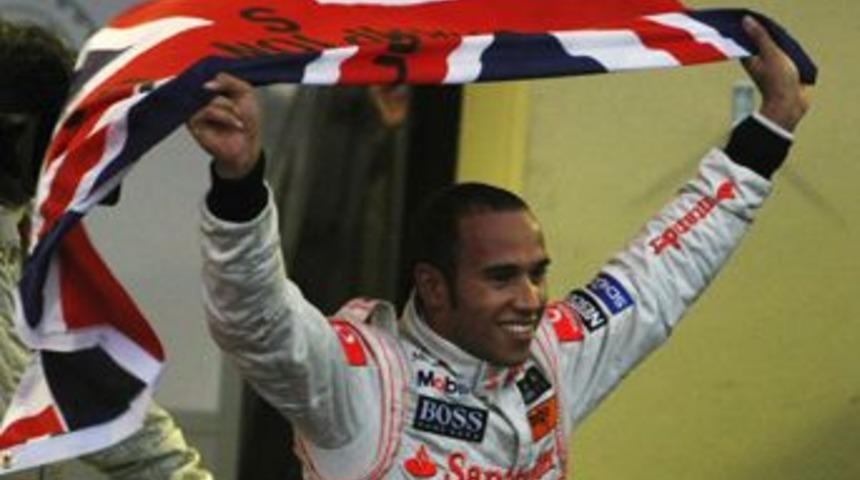 Bu bir mucize! - Şampiyon Hamilton