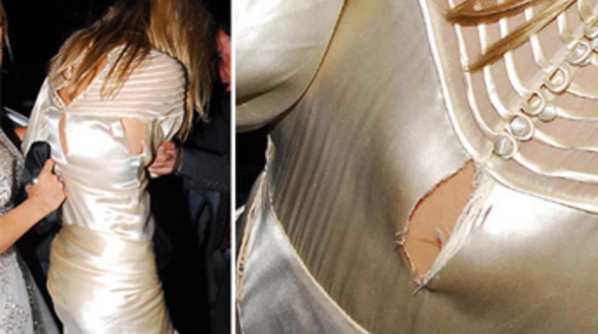 Kate Moss'un elbisesi parampar&ccedil;a oldu 