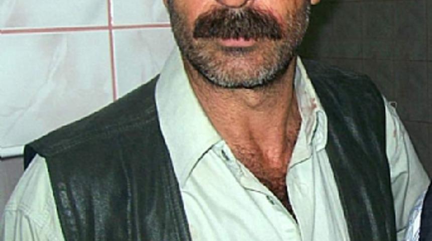 Yeni muhtar, eski muhtarın kardeşini vurdu