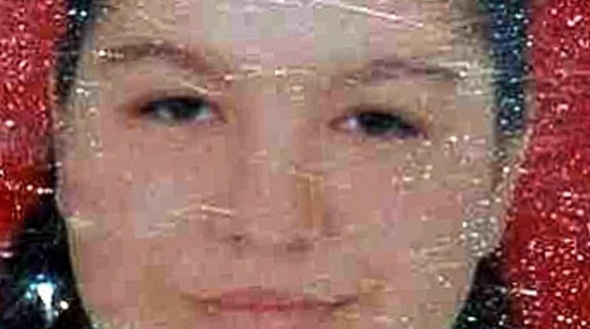 Aşk cinnetinin kurbanı kız &ouml;ld&uuml;