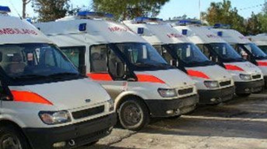 Ambulansı 15 saniyede &ccedil;aldılar