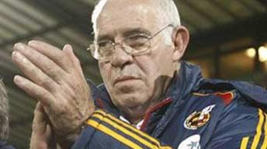 Dede kendini affettirdi