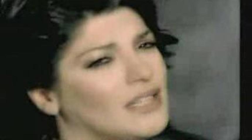 Aslı Zen'e sans&uuml;r