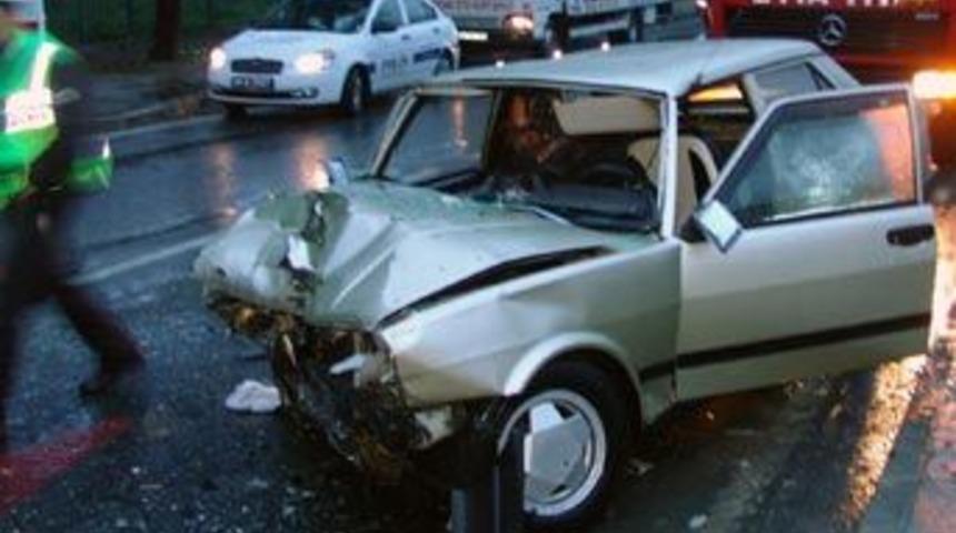 Hasta ziyareti d&ouml;n&uuml;ş&uuml; kaza: 1 &ouml;l&uuml;, 7 yaralı