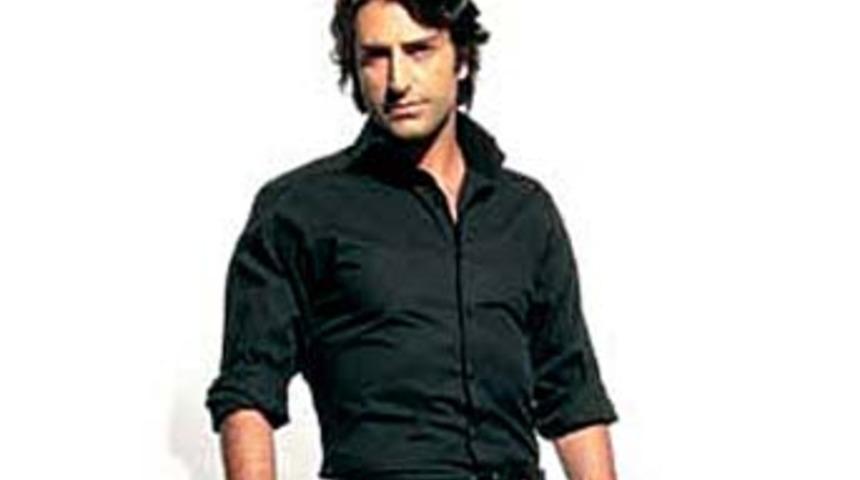 Hangi sanat&ccedil;ıların telif hakları satın alınacak