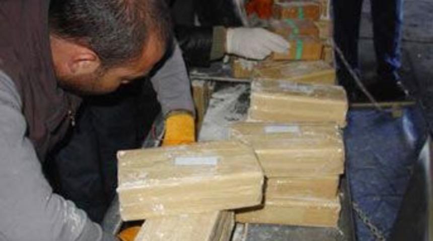 Ağrı'da 255 kilogram eroin ele ge&ccedil;irildi