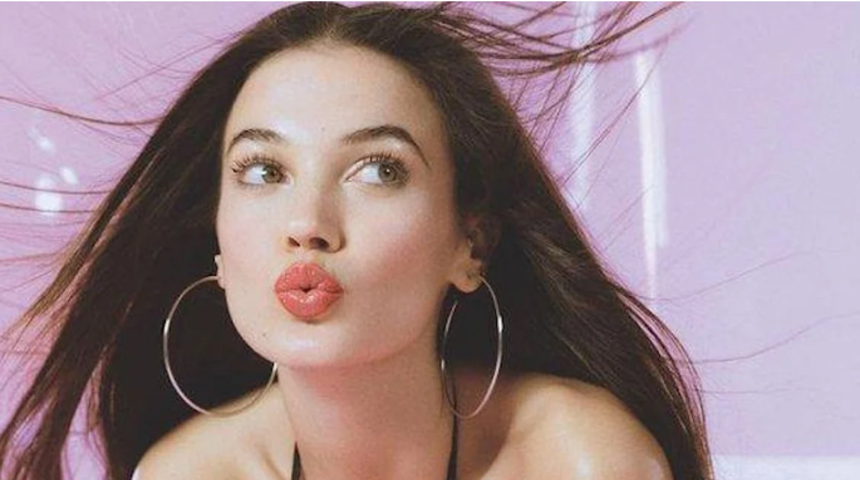 Kaan Yıldırım'dan evlilik teklifi alan Pınar Deniz tektaşını böyle gösterdi