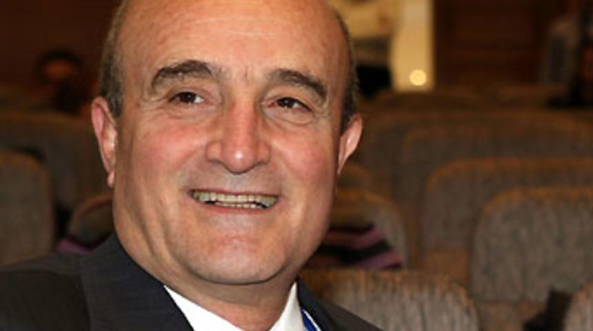 Rektör'den "türban baskısı" artabilir uyarısı