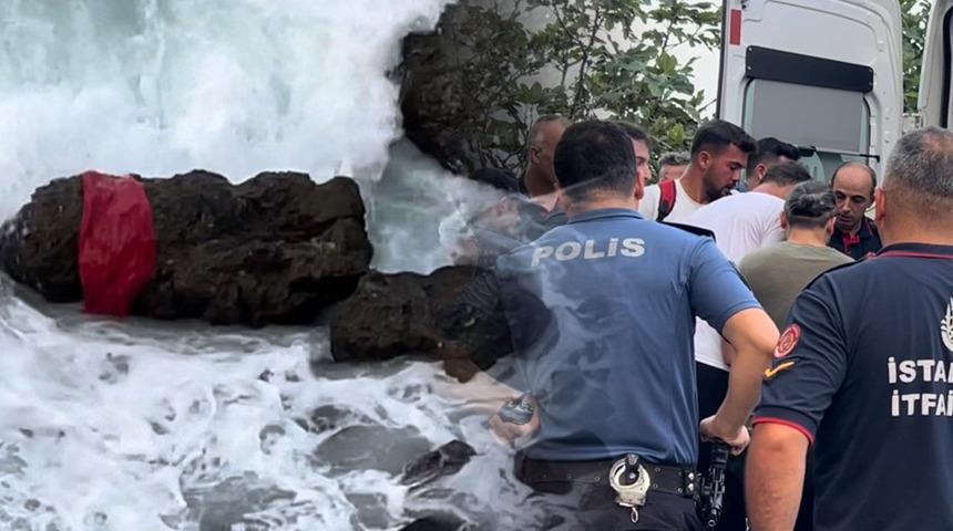 İstanbul'da feci olay! Yabancı uyruklu kadın kayalıktan denize düştü