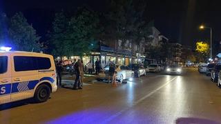 Ankara'da silahlı kavgada 2 kişiyi yaralayan zanlılar otomobille kaçarken 2 yayaya çarptı