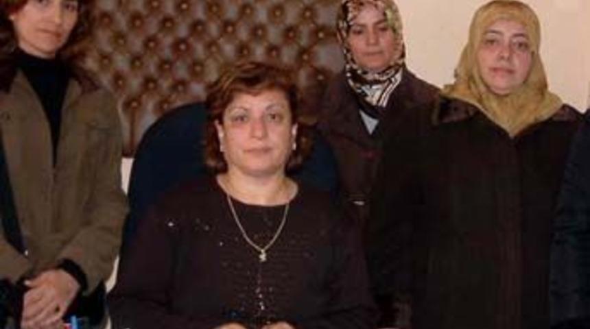 "Bacaklarınızı pergel gibi a&ccedil;mayın" uyarısı