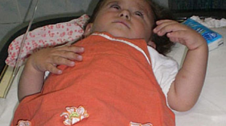 7. kattan d&uuml;şen &ccedil;ocuğun burnu bile kanamadı