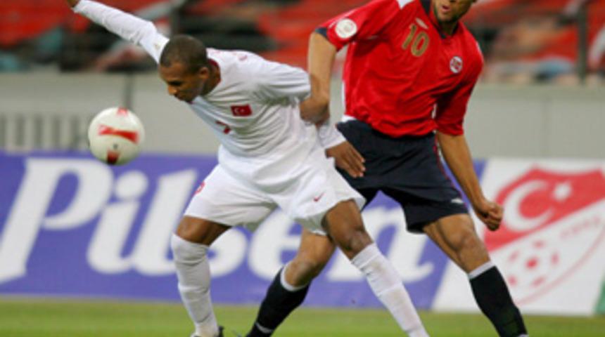 T&uuml;rkiye liderliği bırakmadı