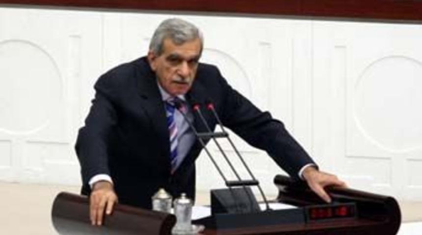 Ahmet T&uuml;rk hakkında fezleke